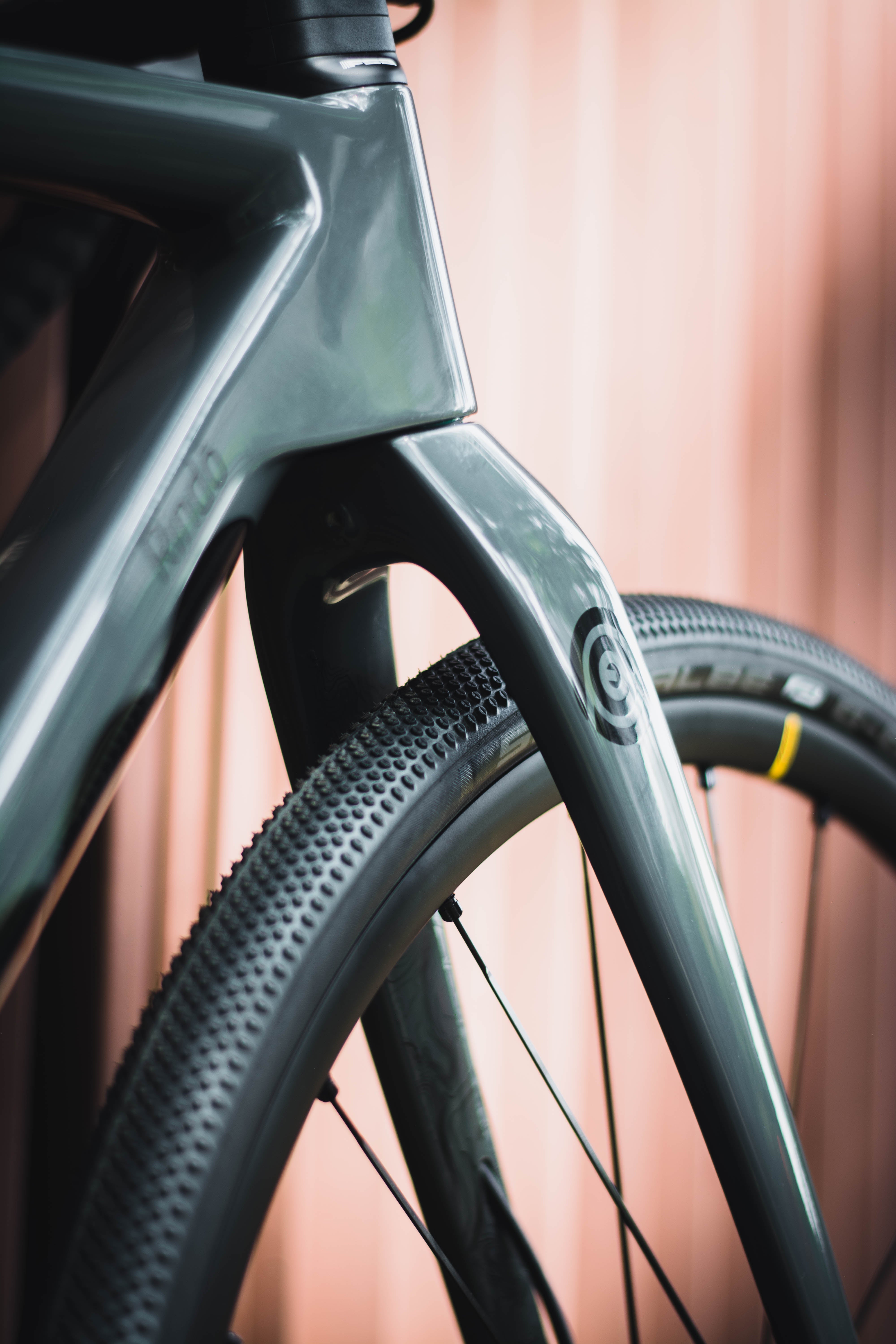 Ceepo Rindo Gravel Adventure Bike | Stability & All-Terrain Performance ...