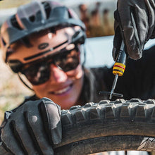 Load image into Gallery viewer, Lezyne Tubeless Insert Kit